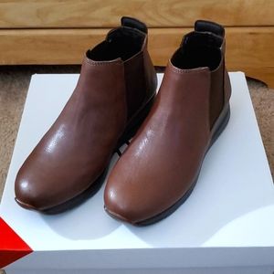 Marcial’s Billie Jean Rock Mustang Size 7